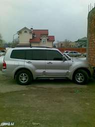 2001 Mitsubishi Montero Pictures