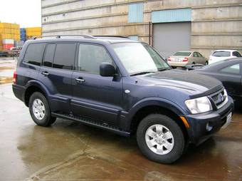 2004 Mitsubishi Montero For Sale