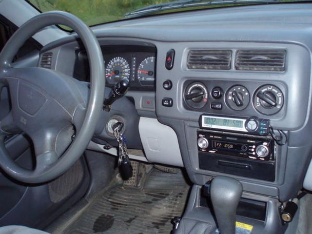 2001 Mitsubishi Montero Sport