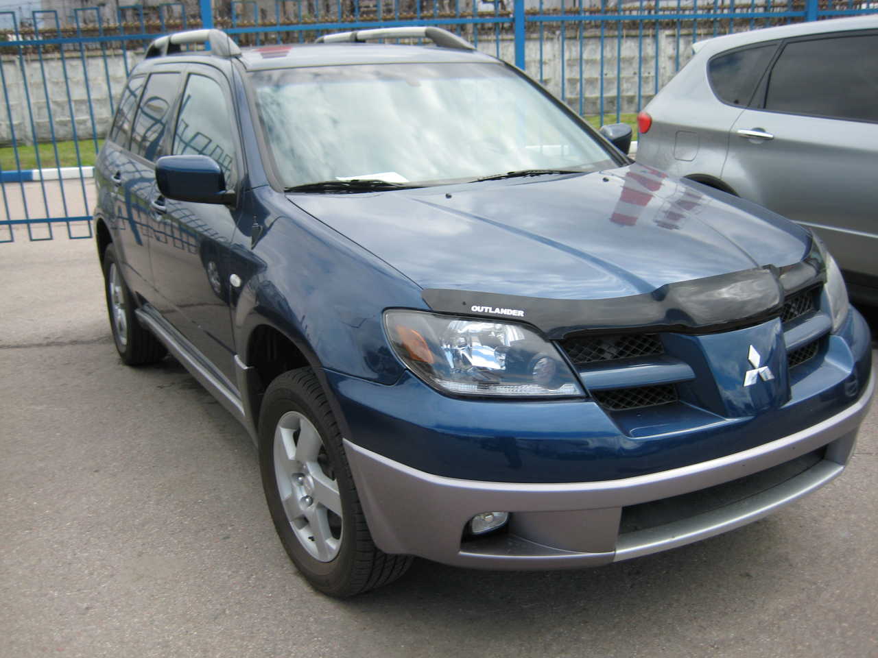 2004 Mitsubishi Outlander