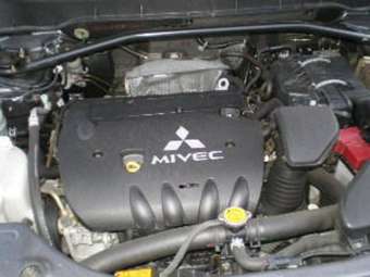 2006 Mitsubishi Outlander Pictures