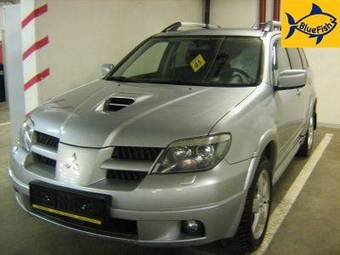 2006 Mitsubishi Outlander Pictures