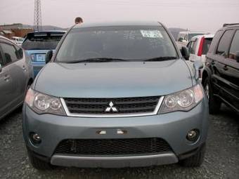 2006 Mitsubishi Outlander Images