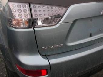 2006 Mitsubishi Outlander Pics