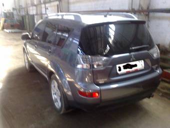 2007 Mitsubishi Outlander Pictures