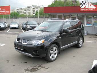 2007 Mitsubishi Outlander Images