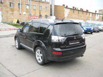 2007 Mitsubishi Outlander Pictures