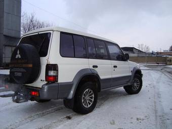 1991 Mitsubishi Pajero Images