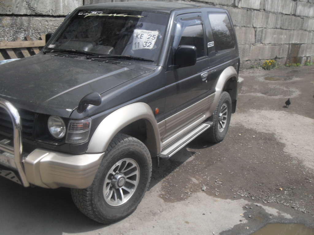 1992 Mitsubishi Pajero Specs, Engine Size 2.5l., Fuel Type Diesel ...