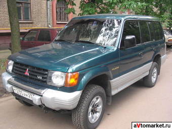 1993 Mitsubishi Pajero Pictures