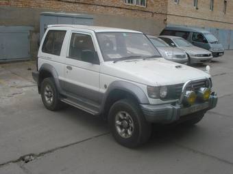 1994 Mitsubishi Pajero Pictures