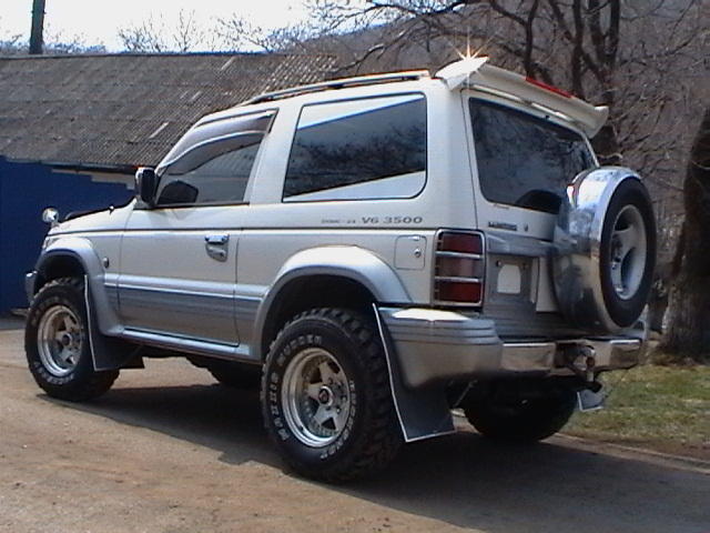 Mitsubishi pajero 1995г