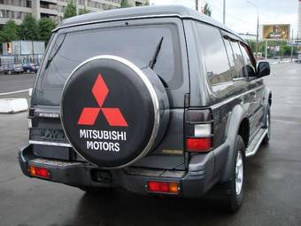 1997 Mitsubishi Pajero Pics