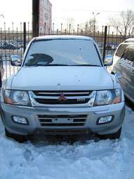 2001 Mitsubishi Pajero Photos