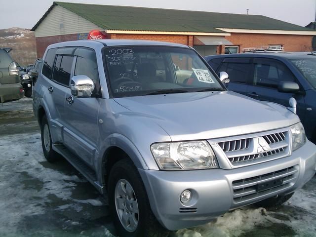 Mitsubishi pajero sport 2003