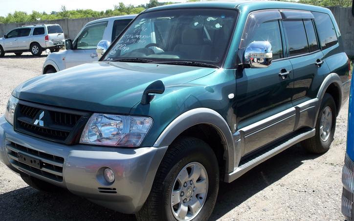 Mitsubishi pajero 2003 года