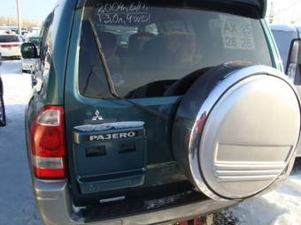 2004 Mitsubishi Pajero Pictures