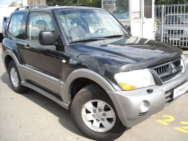 Mitsubishi pajero 2005 года фото