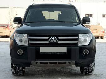 2007 Mitsubishi Pajero Photos