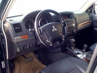 2008 Mitsubishi Pajero Pics