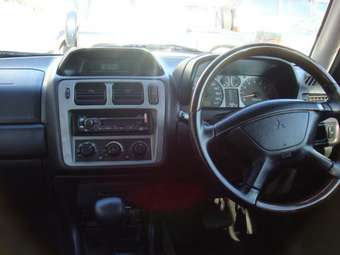 2001 Pajero iO