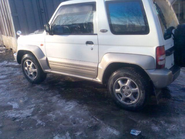 1996 Mitsubishi Pajero Junior