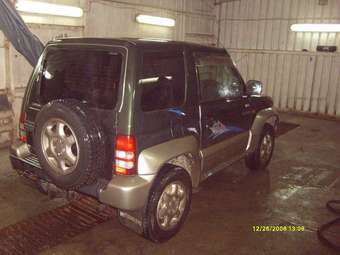 1996 Mitsubishi Pajero Junior Pictures