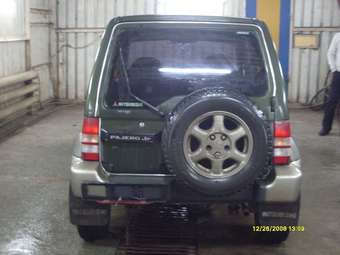 1996 Mitsubishi Pajero Junior Photos