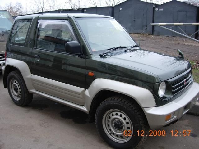 1997 Mitsubishi Pajero Junior