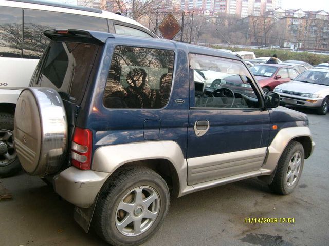 1998 Mitsubishi Pajero Junior