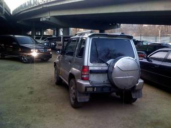 1998 Mitsubishi Pajero Junior Photos