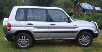 2001 Mitsubishi Pajero Pinin Pics