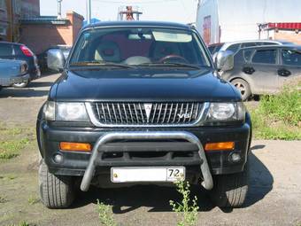 1999 Mitsubishi Pajero Sport Pics