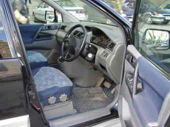 1998 Mitsubishi RVR Pics