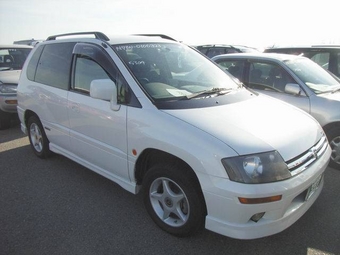 Mitsubishi rvr 1999