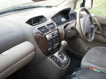 1999 Mitsubishi RVR Photos