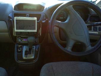 1999 Mitsubishi RVR Pics