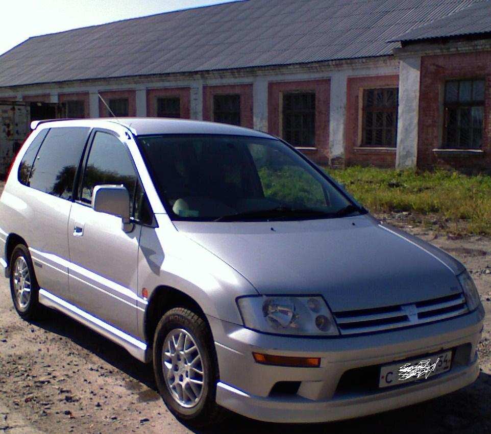 Mitsubishi rvr 1999