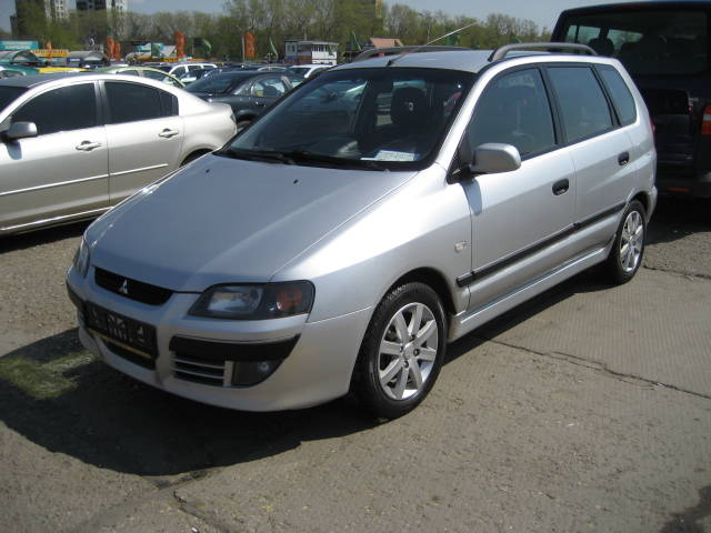 2004 Mitsubishi Space Star