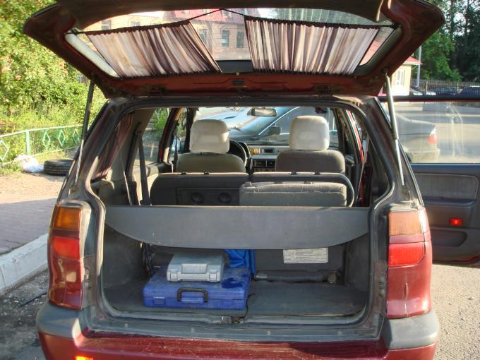 Mitsubishi space wagon 1995