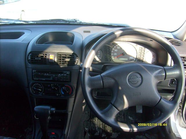 2002 Nissan AD Wagon