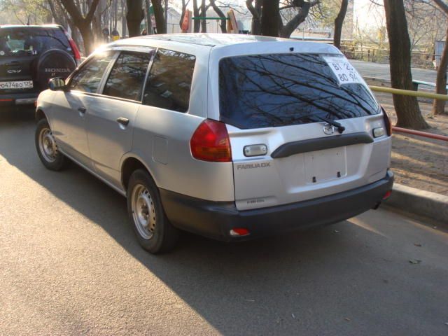 2002 Nissan AD Wagon