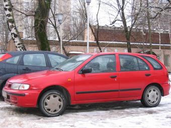 1997 Nissan Almera