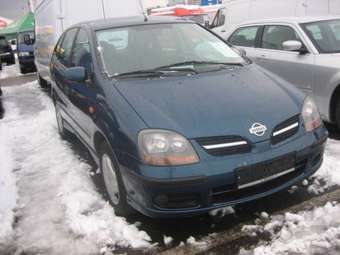 2002 Nissan Almera