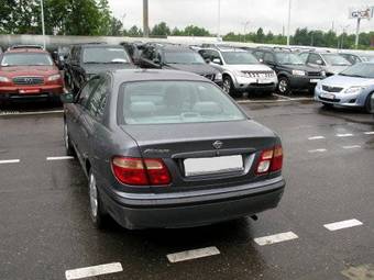 2002 Nissan Almera Pictures