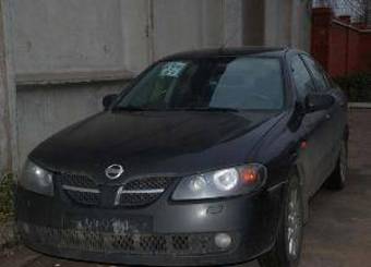 2004 Nissan Almera Photos