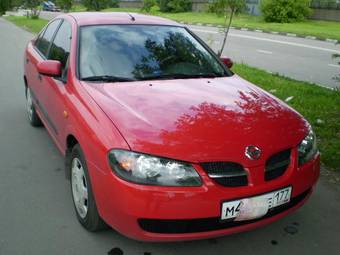 2004 Nissan Almera Photos