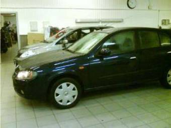 2005 Nissan Almera Pics