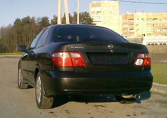 2006 Nissan Almera Pictures