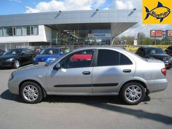 2006 Nissan Almera Photos